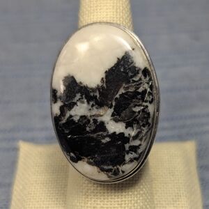 Natural White Buffalo Ring - Size 7 3/4
